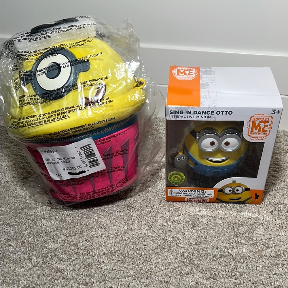 Loungefly Minion Cupcake Crossbody &Despicable Me Sing 'N Dance Otto  Minion Toy